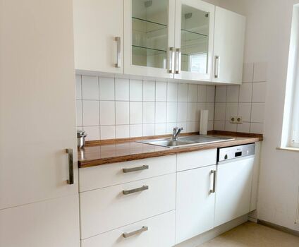 Helle Wohnung mit Blick ins Grüne Bild 3