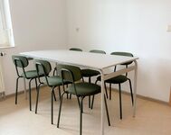 Helle Wohnung mit Blick ins Grüne Bild 7