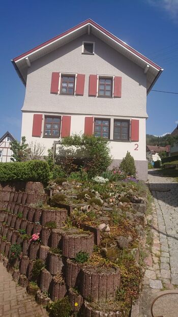 Gepflegtes Haus mit wunderschöner Aussicht in zentraler Lage von Forbach