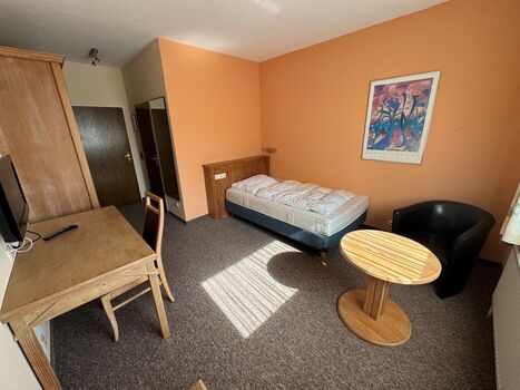 Monteurzimmer bei Hamburg – Top-Anbindung A7/A261 & Gratis-Parkplätze Picture 2