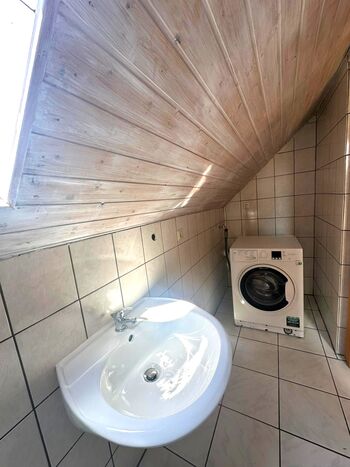 Große Monteur Wohnung 4 Zimmer für 7 Personen in Weinsberg Bild 5