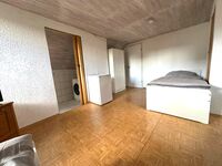 Große Monteur Wohnung 4 Zimmer für 7 Personen in Weinsberg Bild 15