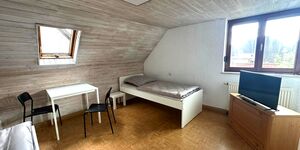 Große Monteur Wohnung 4 Zimmer für 7 Personen in Weinsberg Bild 14