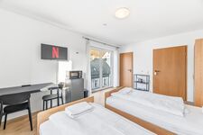 Apartmenthotel RAUMSCHMIDE Einzelzimmer/Doppelzimmer Bild 1