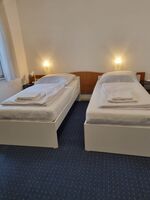 Apartmenthotel RAUMSCHMIDE Einzelzimmer/Doppelzimmer Bild 13