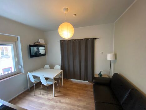 EMAS 5 / Whg. mit 3 Einzelbetten, WLAN, Küche, Waschmaschine Zdjęcie 3