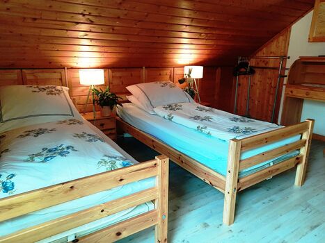 ruhige Oberwohnung mit separater Terrasse