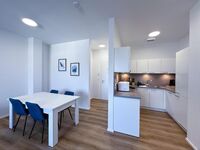 Suite4Me- Mainz Wiesbaden | 3 Zimmer I Balkon | Küche I WLAN Bild 10