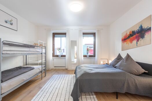 Gemütlich, Günstig: Wohnung für 4 Personen mit zentr. Lage