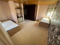 Schlafzimmer Ansicht 2