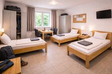 Top Lage, Top Preis: Mitarbeiterzimmer ab 16 Euro! Bild 1