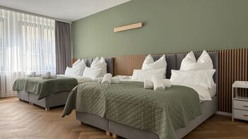 Große Innenstadt Wohnung im Zentrum von Kiel für Gruppen