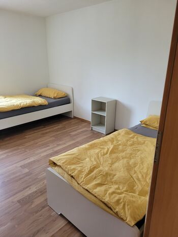 Schlafzimmer 2 bis 3 Personen möglich 
