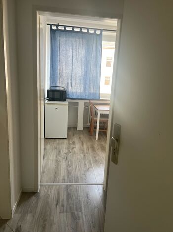 **** Hometime24 - renovierte Wohnung in Offenbach am Main Bild 3