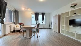 Modernes Apartment in Kronshagen/Kiel | Balkon u. Parkplatz Bild 11