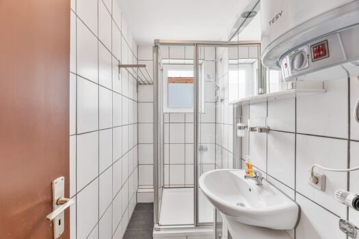 Top eingerichtete Monteurwohnung mit WiFi und TV Obrázok 3