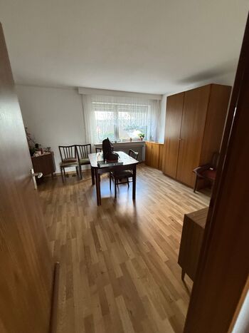 Großes Haus mit 3 Einheiten in Stelzenberg