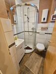 Beispielbild Fewo 1 Toilette mit Dusche