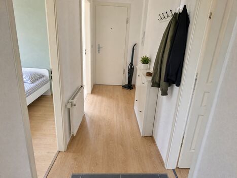 FL7 / TOMASZ-LIVING in HARRISLEE - Modern | Sauber Bild 5