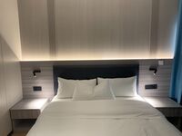 Mooncity Hotel & Boardinghouse Frankfurt Bild 1