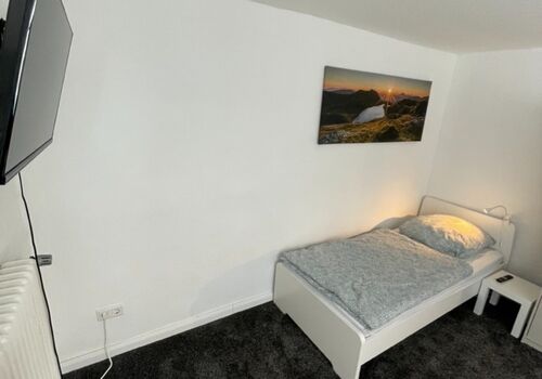 4-10 Pers. | Kassel | EZ + DZ | Internet | Küche Bild 3