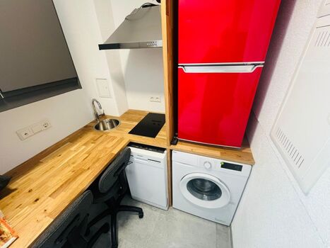 TOP Monteurwohnung mit 1-2 Personen in Stuttgart WLAN Parkplatz Bild 2