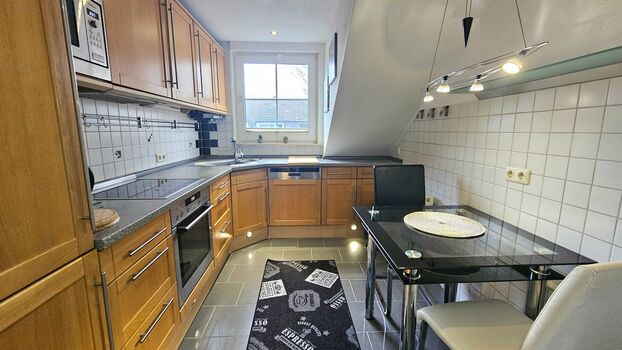 Sehr Ruhige Wohnung für 3 - 6 Leute mit Balkon + Garten