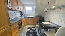 Sehr Ruhige Wohnung für 3 - 6 Leute mit Balkon + Garten Bild 1