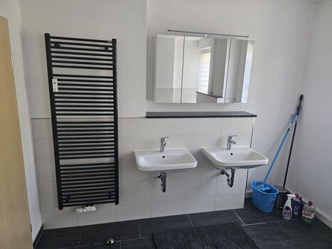 Badezimmer 1