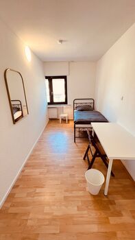 Monteurwohnung mit 10 Betten / Nähe Köln Bild 3