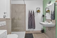 HOME FOR YOU I 3-Bettzimmer für 6 Personen I Bocholt Bild 25