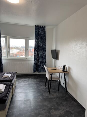 Main Crown Hotel / Apartment Bild 2