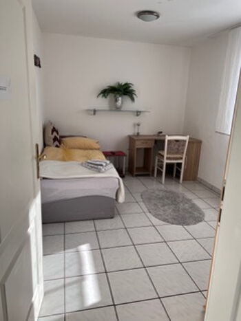 Ferienwohnungen in Burscheid, ideal für Monteure Bild 4