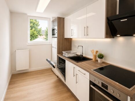 Premium Apartment 6 Betten 3 Schlafzimmer, Küche, Smart-TV, Schreibtisch Bild 5