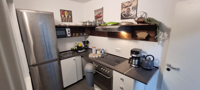 Monteurzimmer Hannover Parkplatz 6 Personen Küche WLAN 24/7 Bild 2