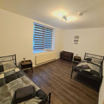 Schlafzimmer 2
