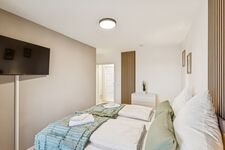 Skyview Apartment mit Balkon und Parkplatz Bild 11