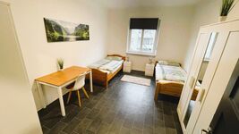 Vollmöbilierte 6 Personen Wohnung / Arbeiterzimmer Obrázok 3