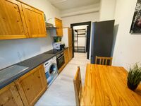 Vollmöbilierte 6 Personen Wohnung / Arbeiterzimmer Obrázok 2