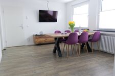 Business-Apartment mit 3 Schlafzimmern und Parkplatz Picture 3