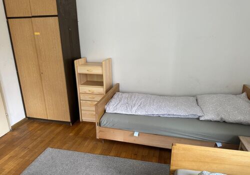 Rooms in a HISTORICAL House, Super Fast Internet-STARLINK Bild 4