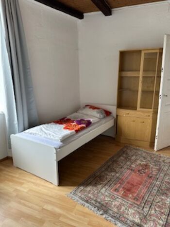 Ganzes Haus für Monteure (15 Personen ) Bild 2