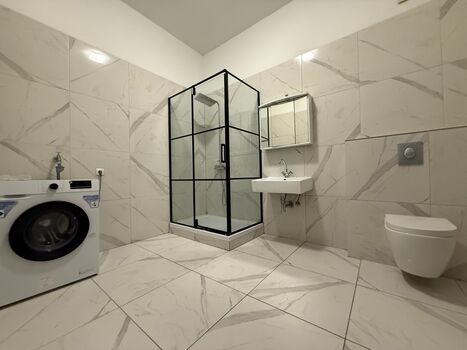 Cici Monteurunterkünfte Altena – 110 m² | 4 Schlafzimmer | 7 Obrázok 2