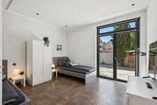 Schlafzimmer 1 (OP03)