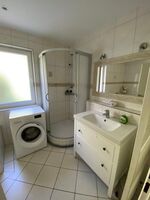 Moderne Monteurvilla in ruhiger Lage für 10 Personen Picture 7