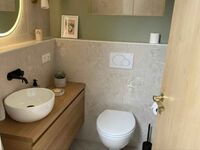 Ferienwohnung mit Pool, Wellness & E-Scootern (7 Pers.) Bild 5