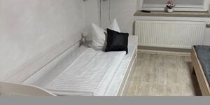 TOP Monteur-Wohnung (6 Pers.) ★ Pool ★ Grill ★ WLAN ★ Parken Bild 13