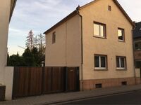 Komfortable Monteurunterkunft Nähe Flughafen – Einzelbetten Picture 1