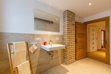 Badezimmer 1