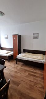 Zentral gelegen, gut ausgestattete Mitarbeiterunterkünfte Picture 1